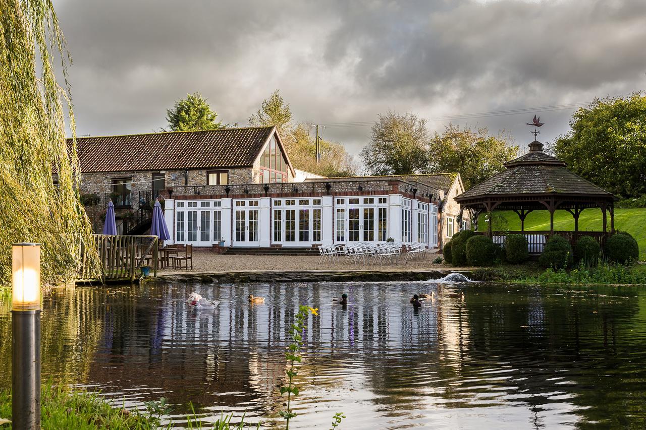 Hotel Hornsbury Mill Chard Esterno foto